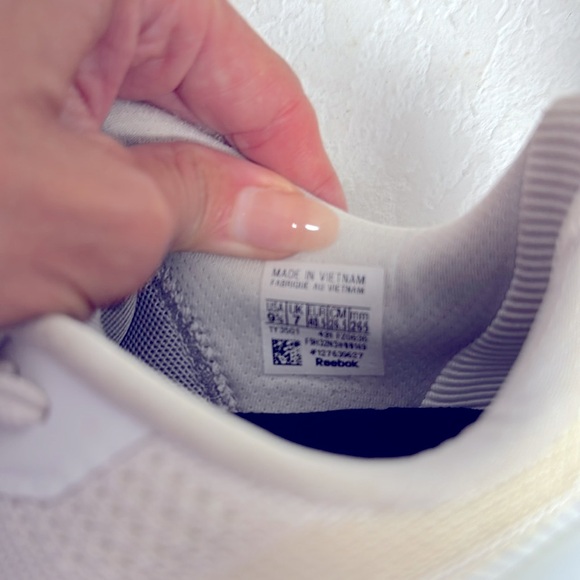 Reebok Nano White and Tan Sneakers Woman 9.5 - Picture 7 of 7